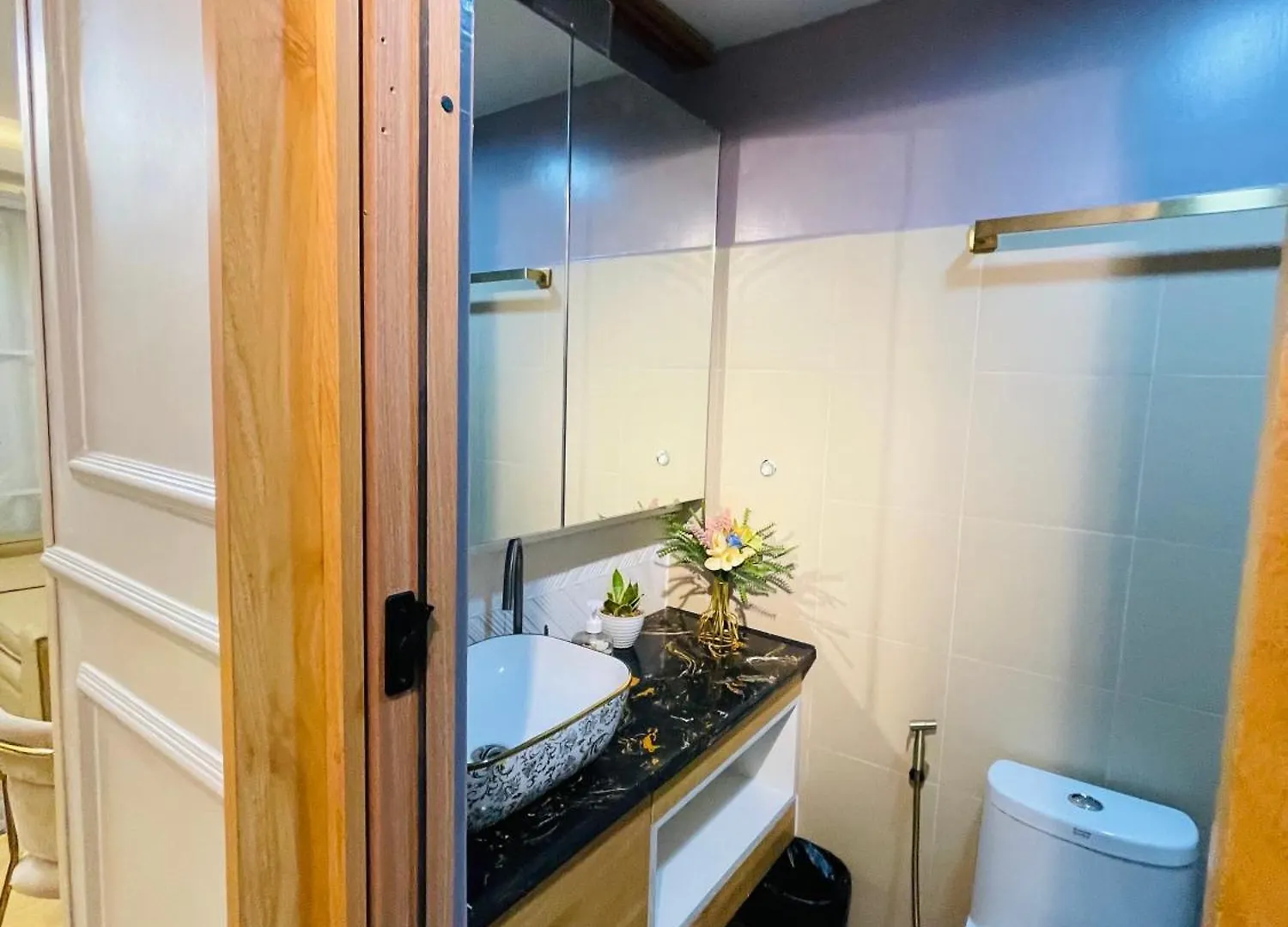 The Glorious Haven Near Moa Apartment Manila 0*,