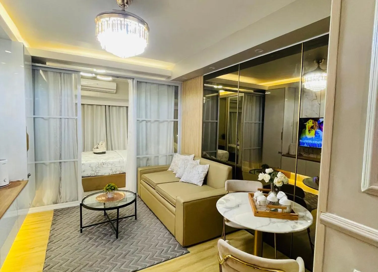 The Glorious Haven Near Moa Apartment Manila